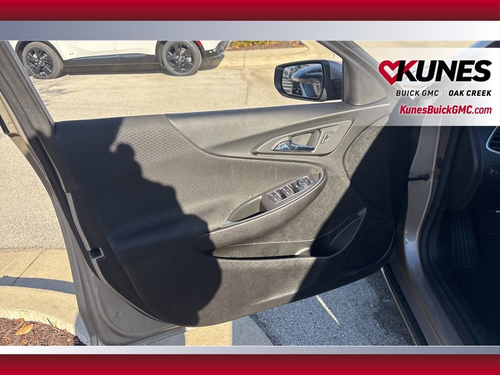 Used 2024 Chevrolet Malibu LT image 8