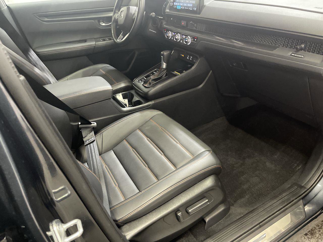 Certified 2025 Honda CR-V Sport-L image 24