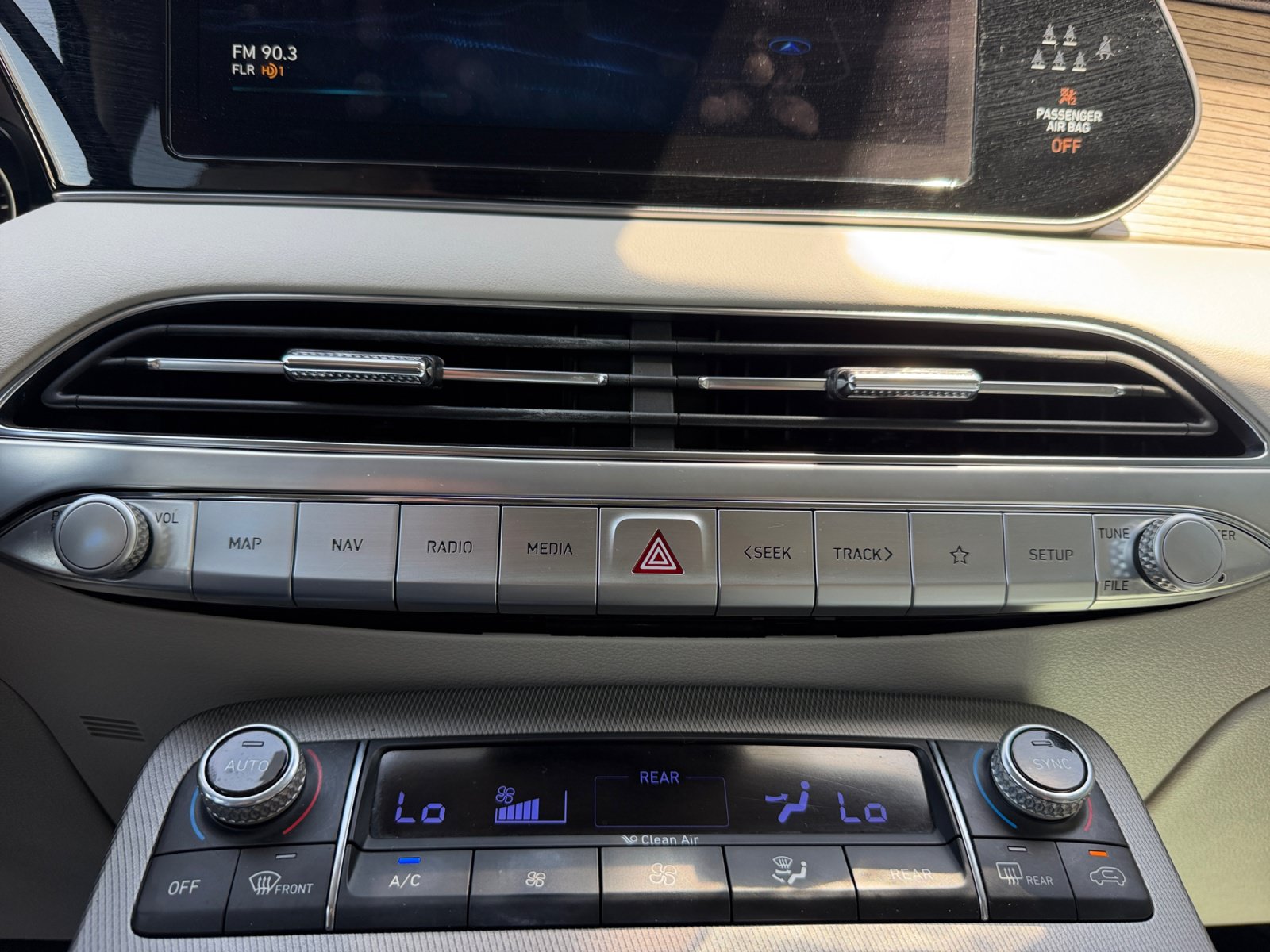 Used 2022 Hyundai Palisade Limited FWD image 11