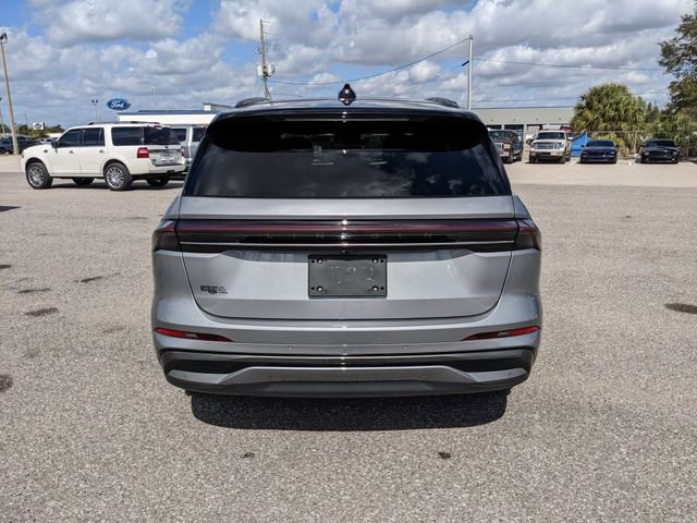 Used 2025 Lincoln Nautilus Reserve w/ Jet Appearance Package image 5