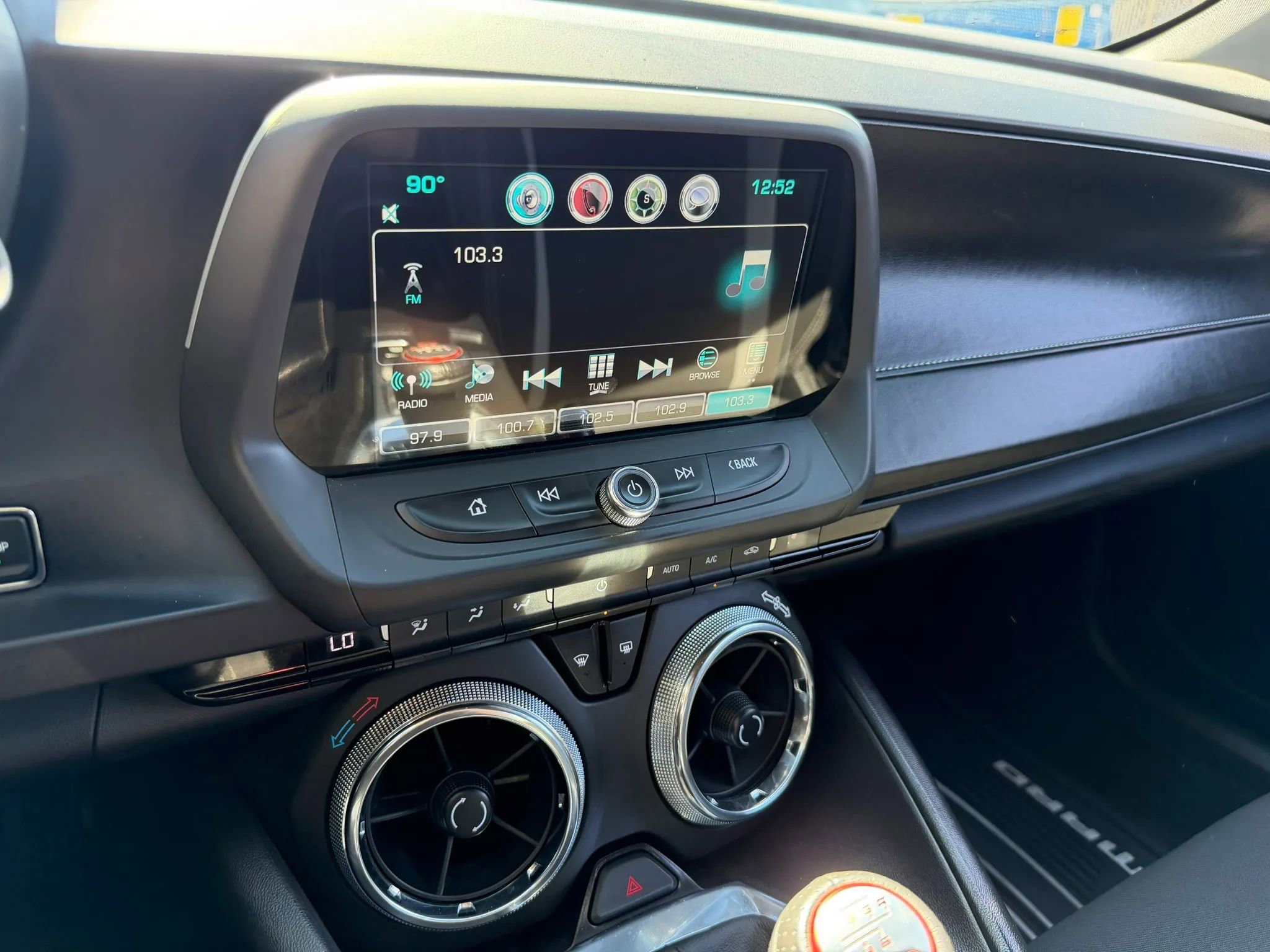 Used 2016 Chevrolet Camaro SS RWD image 18