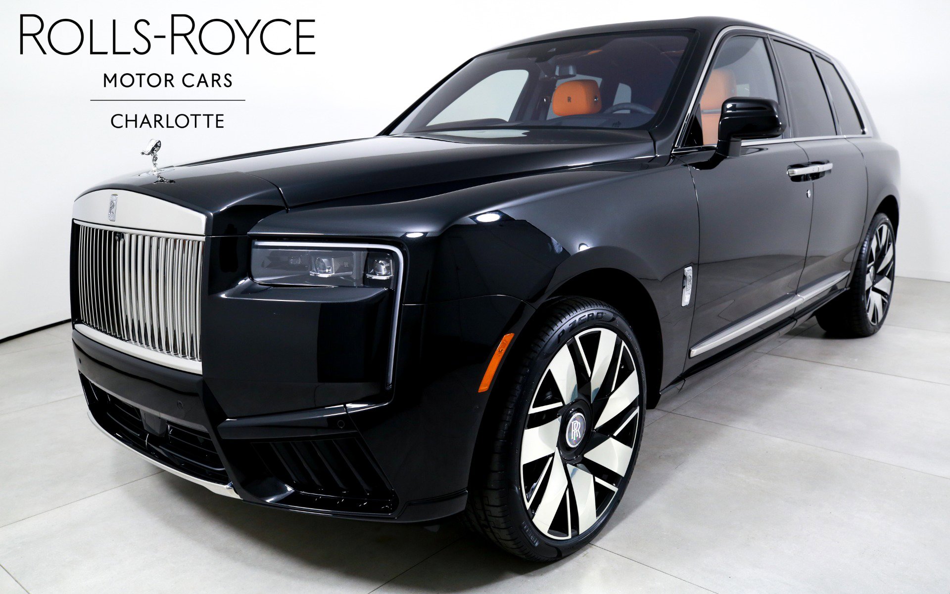 New 2026 Rolls-Royce Cullinan AWD/4WD image 1