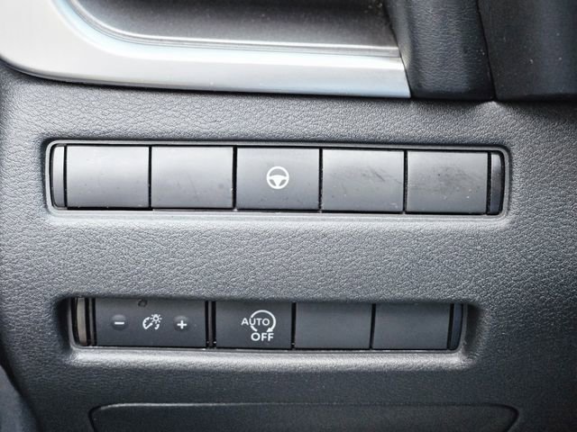 Certified 2023 Nissan Rogue SV FWD image 20