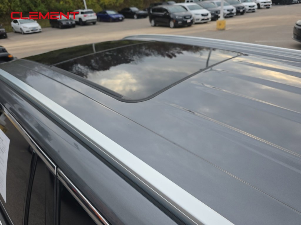 Used 2021 Lincoln Aviator Reserve w/ Equipment Group 208A image 7