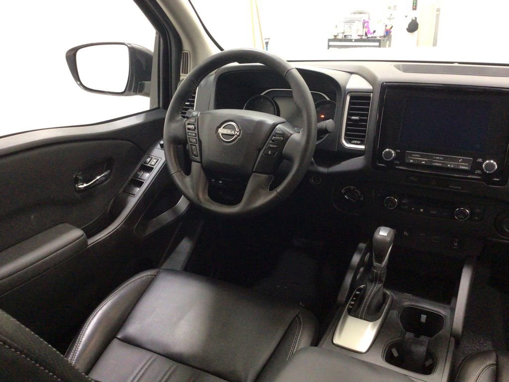 Used 2024 Nissan Frontier SL w/ Technology Package image 15