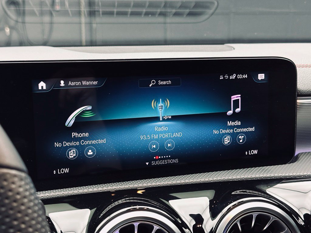 Used 2022 Mercedes-Benz CLA 250 4MATIC image 28