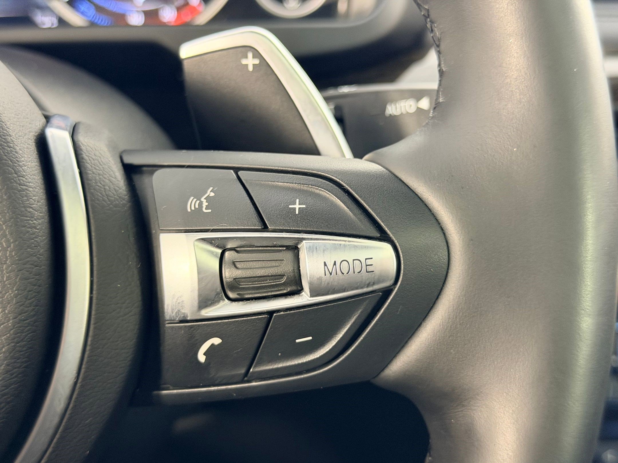 Used 2016 BMW X6 xDrive50i image 28