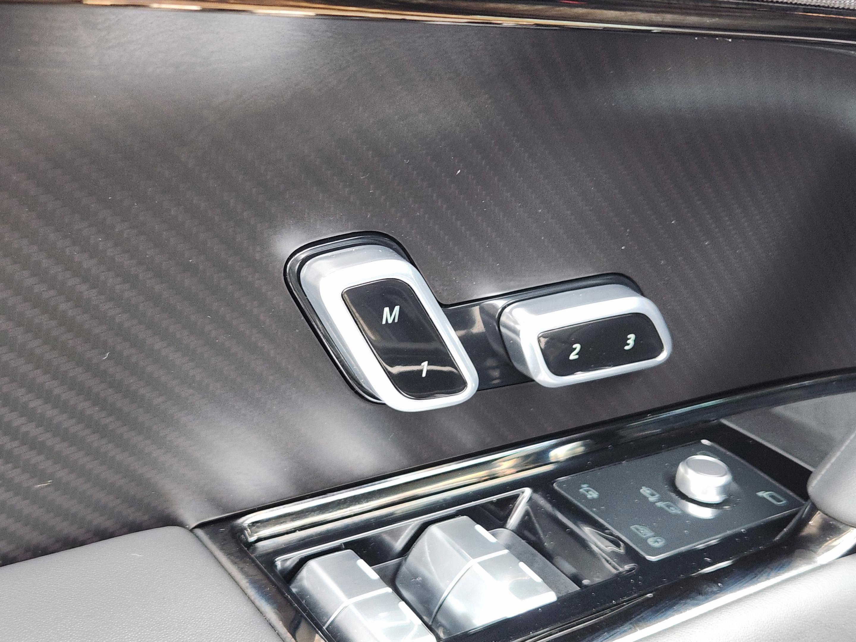 Certified 2024 Land Rover Range Rover Sport SV Edition One Carbon Bronze image 18