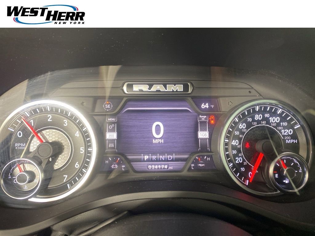 Used 2023 RAM 1500 Laramie AWD/4WD image 2