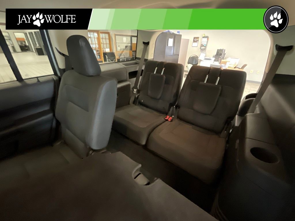 Used 2019 Ford Flex SE FWD image 22