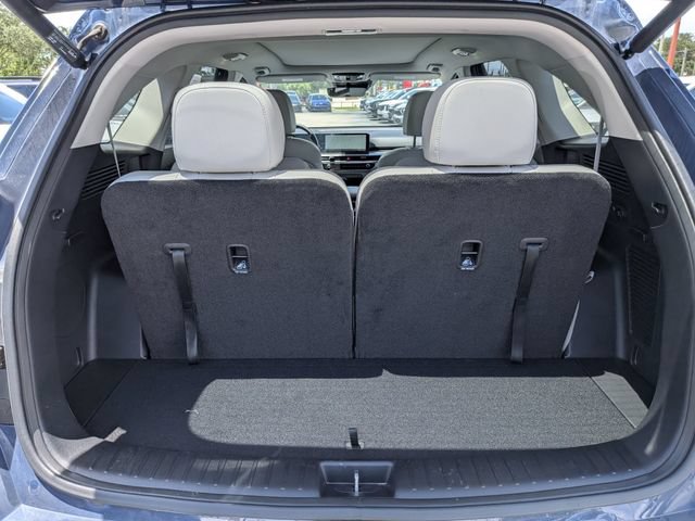 Used 2025 Kia Sorento EX w/ Panoramic Sunroof Package FWD image 12