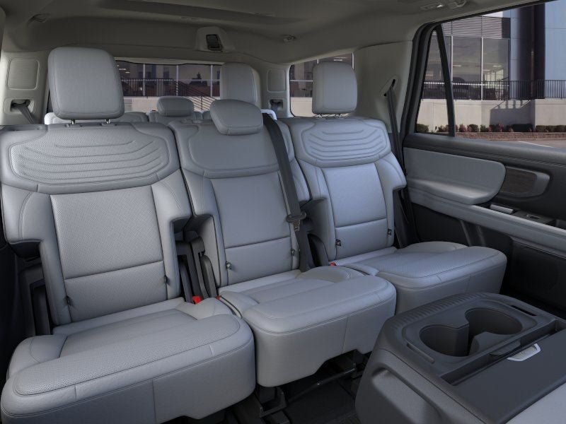 New 2026 Ford Expedition Platinum w/ Platinum Ultimate Package AWD/4WD image 11