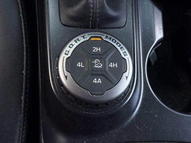 Used 2024 Ford Bronco Everglades image 21