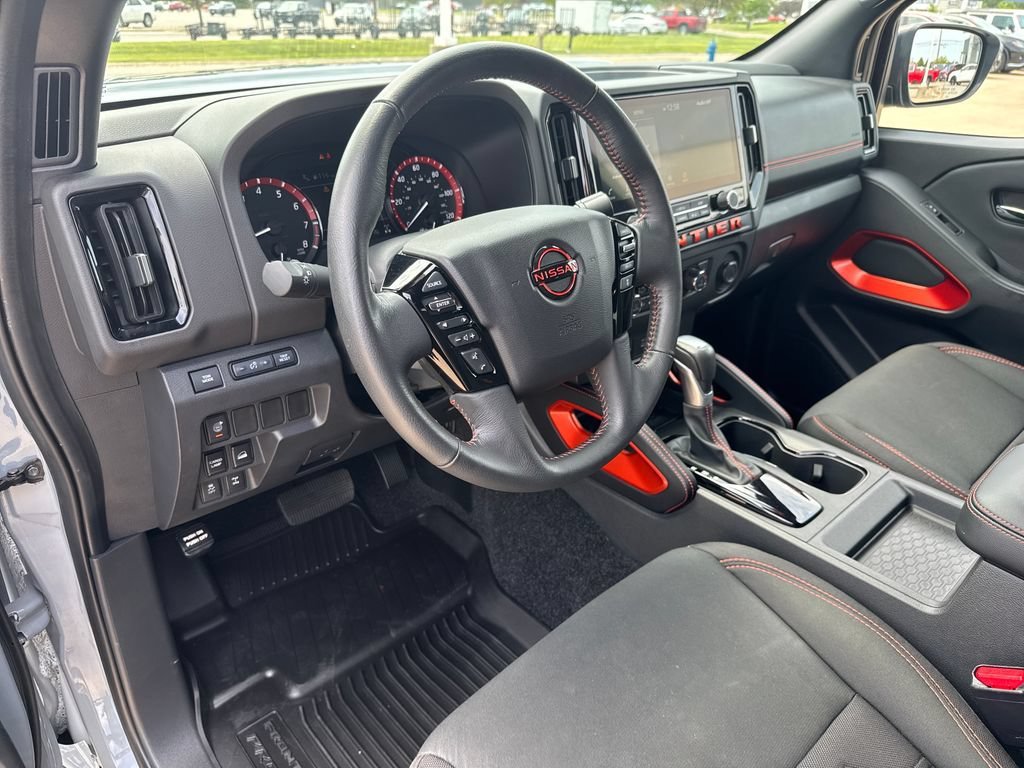 Used 2025 Nissan Frontier PRO-4X w/ Interior Protection Package AWD/4WD image 13