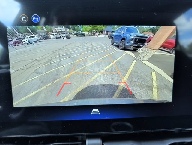 Used 2026 Chevrolet Equinox LT AWD/4WD image 20