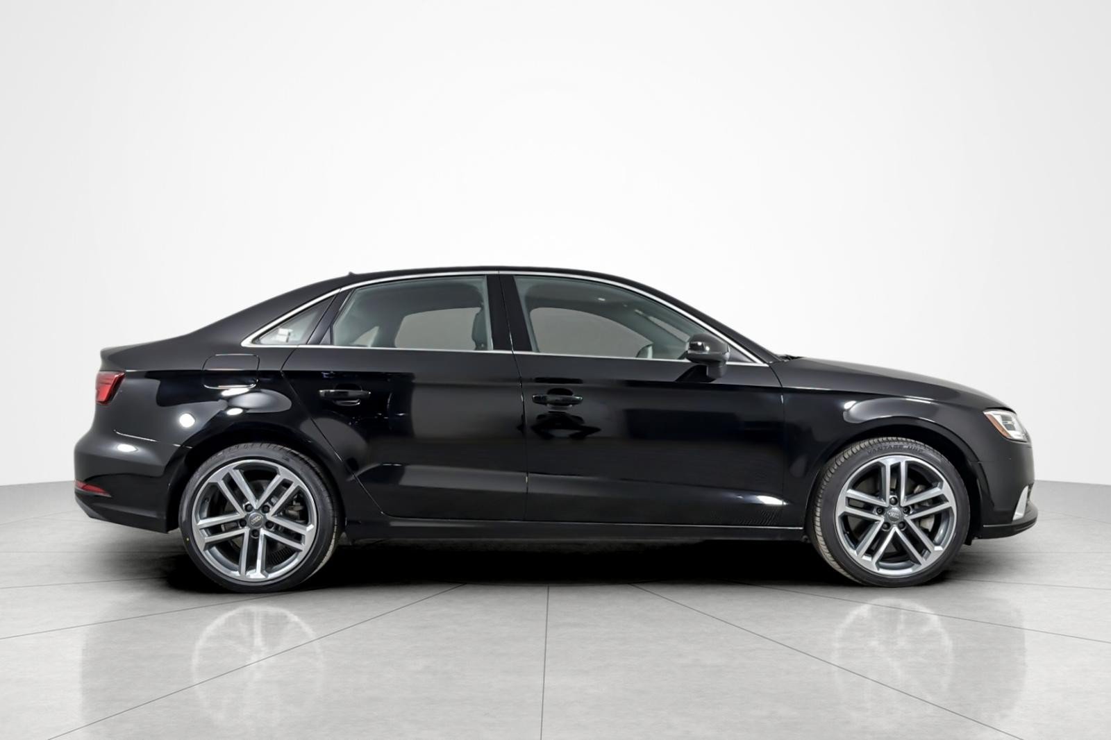 Used 2019 Audi A3 2.0T Premium w/ Convenience Package AWD/4WD image 6
