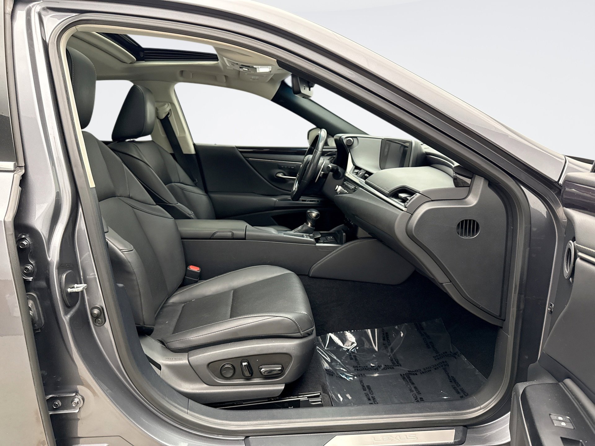 Used 2021 Lexus ES 250 w/ Premium Package image 17