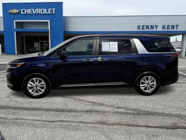 Used 2023 Kia Carnival LX FWD image 34
