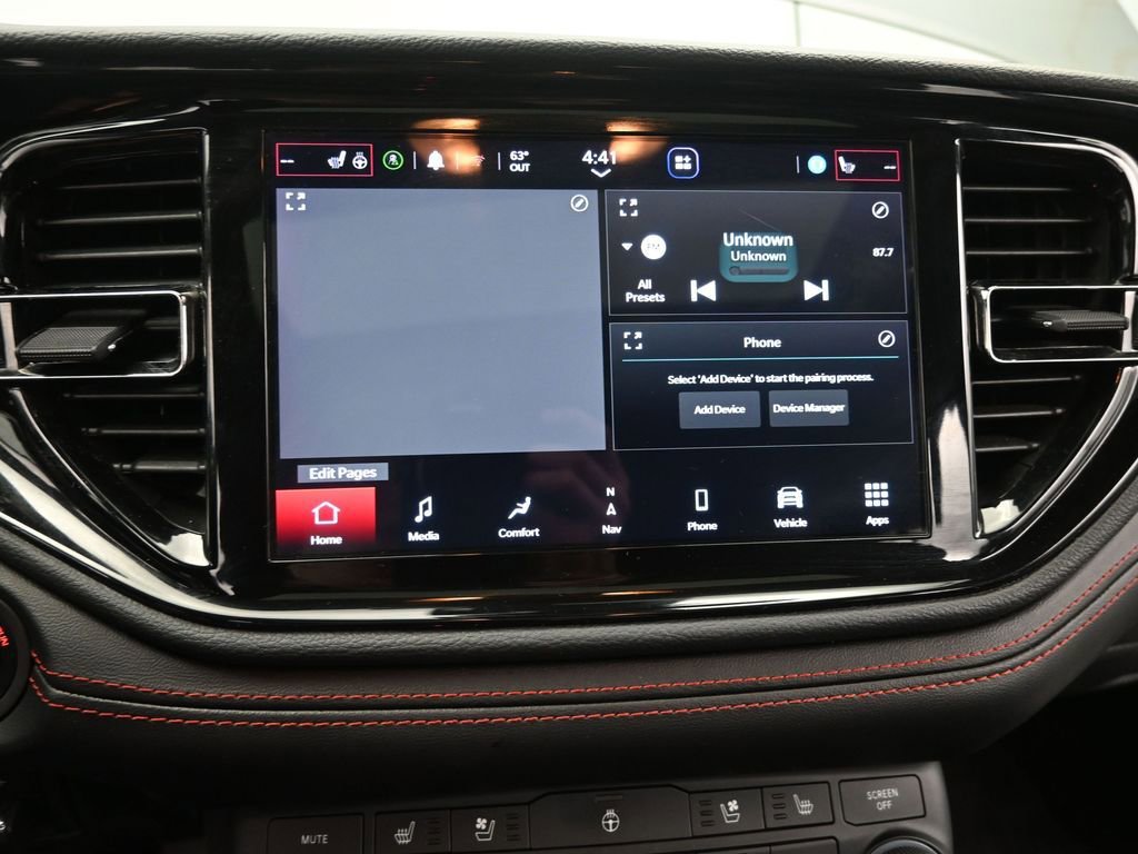 Used 2023 Dodge Durango GT image 36