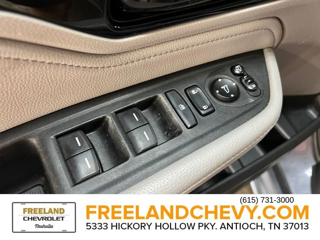 Used 2023 Honda Odyssey Elite image 11