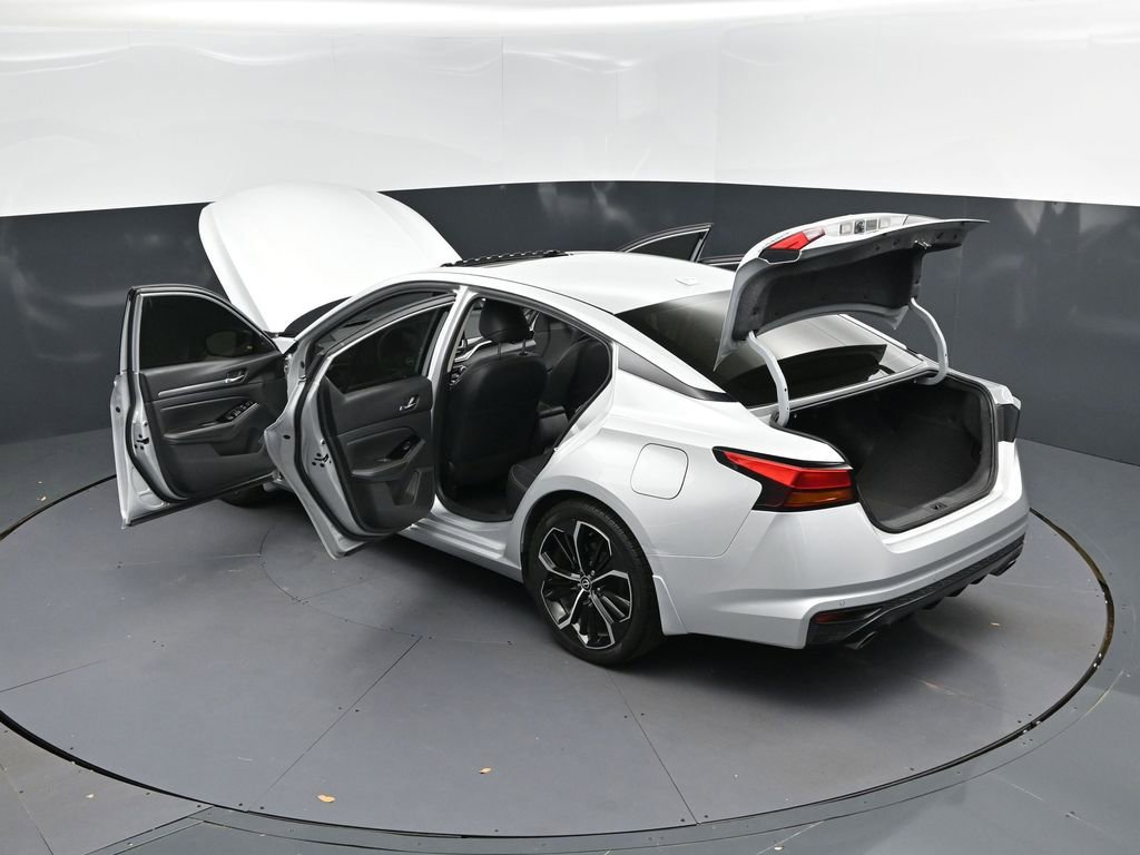 Used 2024 Nissan Altima 2.5 SR w/ SR Premium Package image 47