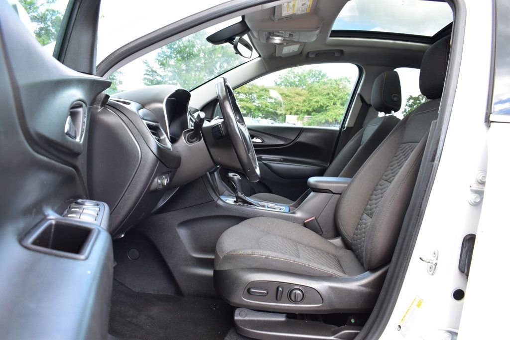 Used 2018 Chevrolet Equinox LT image 18