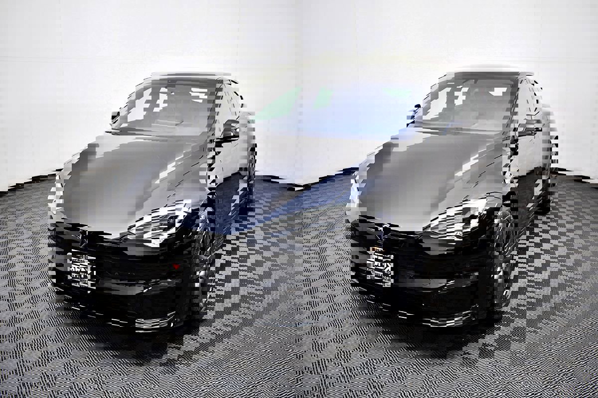 Used 2022 Tesla Model S image 2