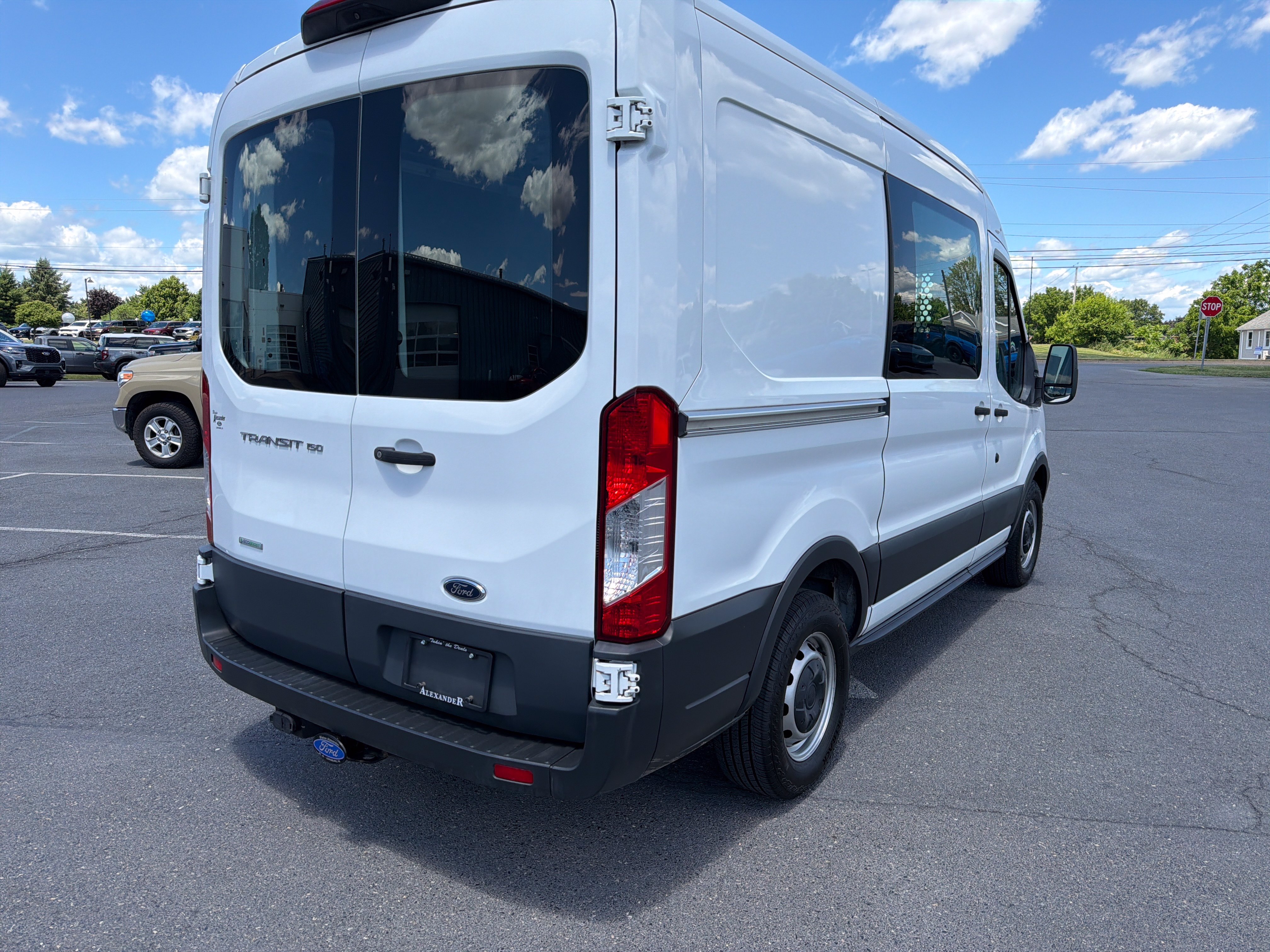 Used 2018 Ford Transit 150 130 Medium Roof RWD image 3