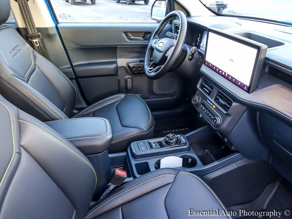 Used 2025 Ford Maverick Lobo image 33