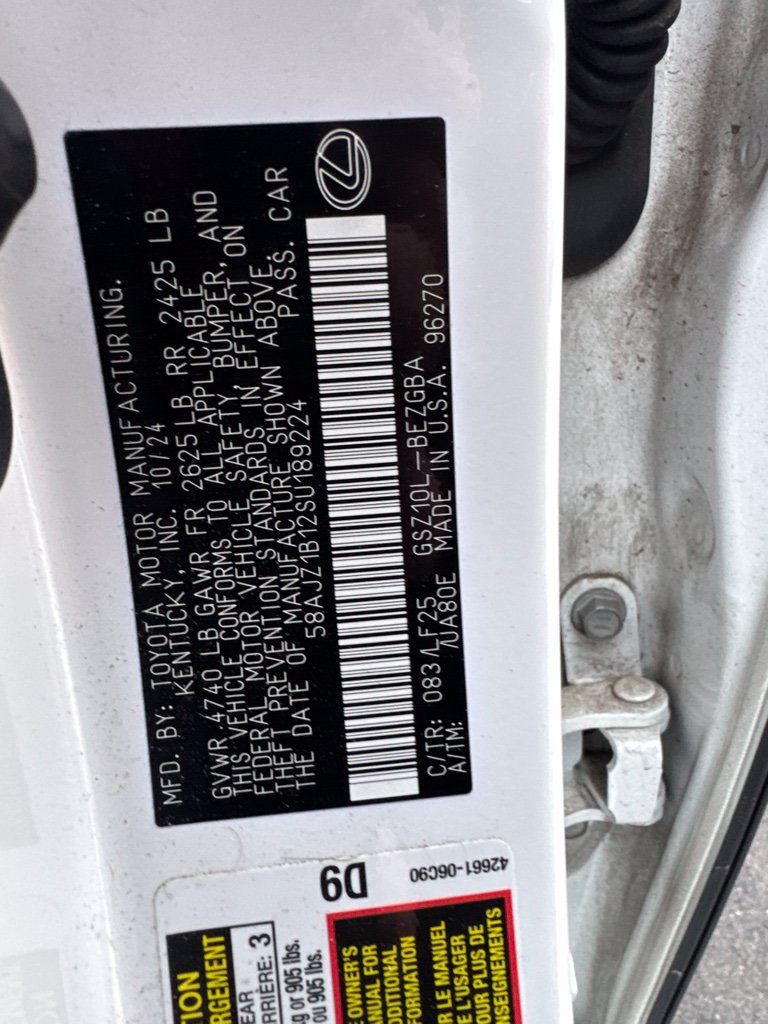 Used 2025 Lexus ES 350 F Sport FWD image 4