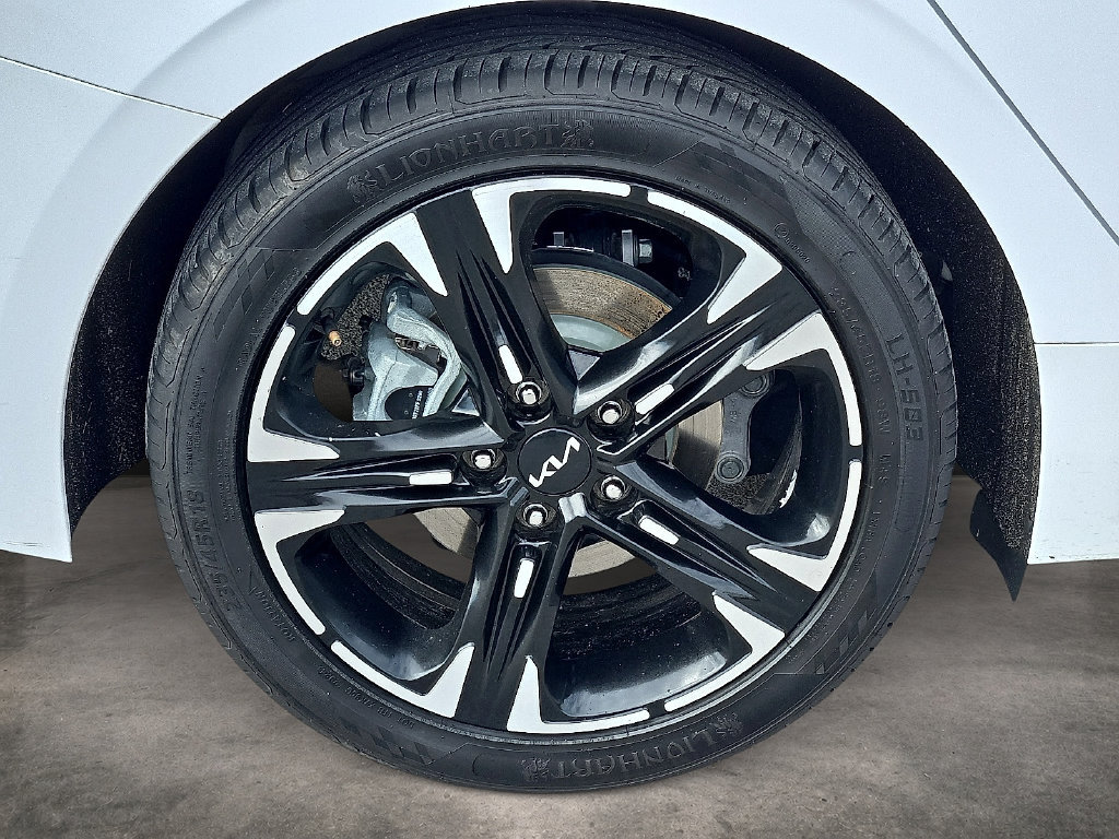 Used 2023 Kia K5 GT-Line w/ GT-Line Premium Package FWD image 7