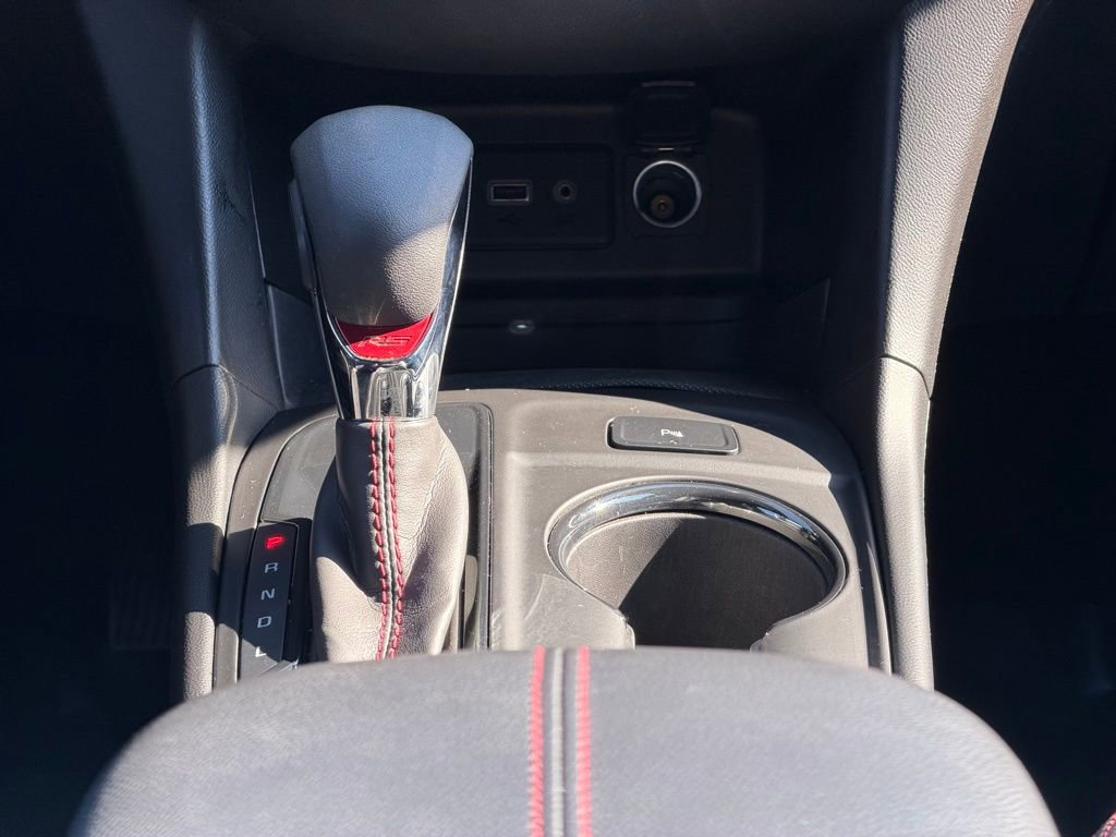 Used 2022 Chevrolet Equinox RS w/ LPO, Floor Liner Package image 32