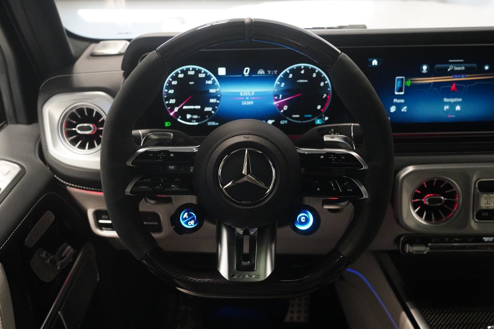 Certified 2025 Mercedes-Benz G 63 AMG 4MATIC image 15