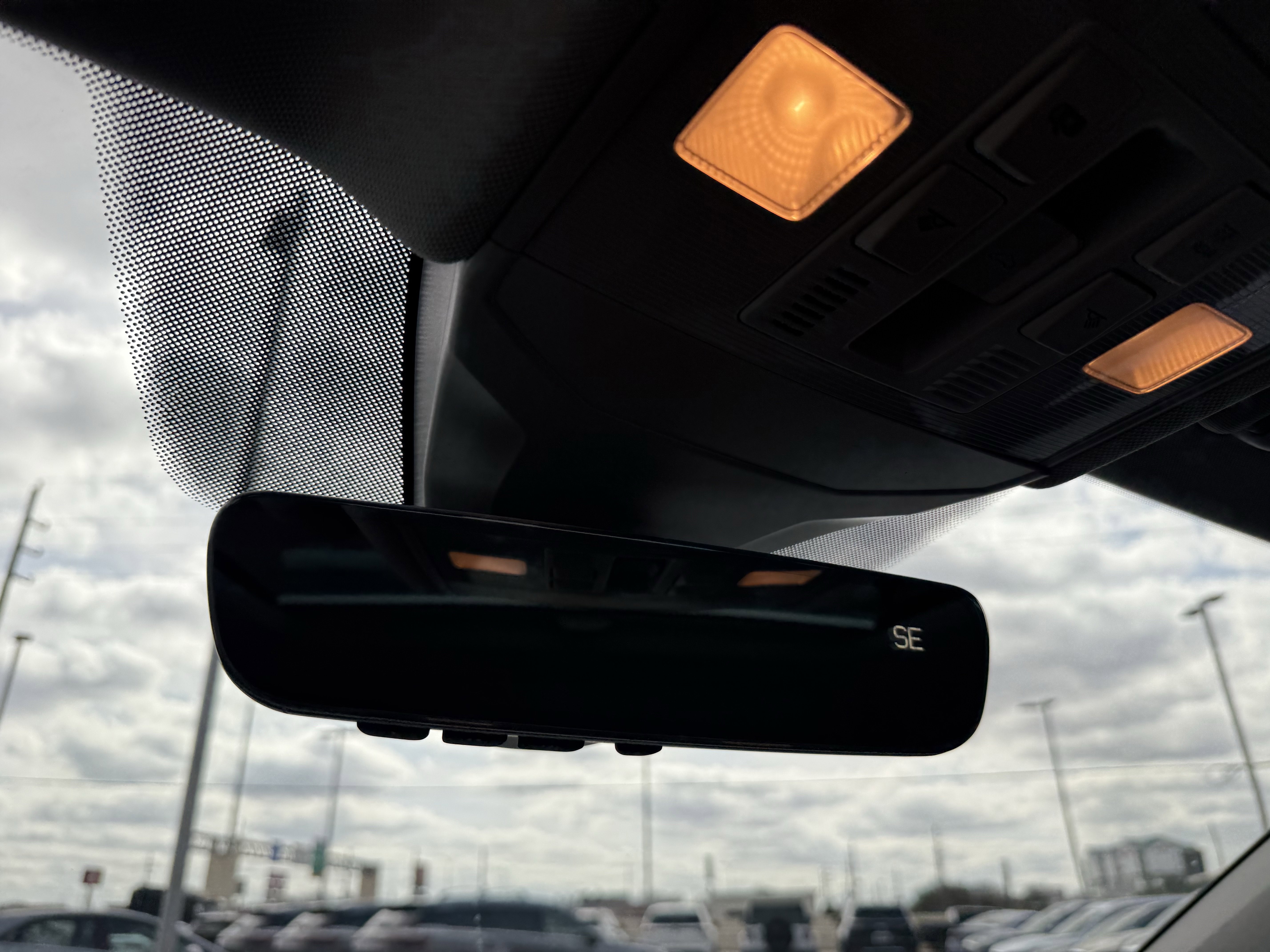 Used 2022 Volkswagen Jetta SE image 26