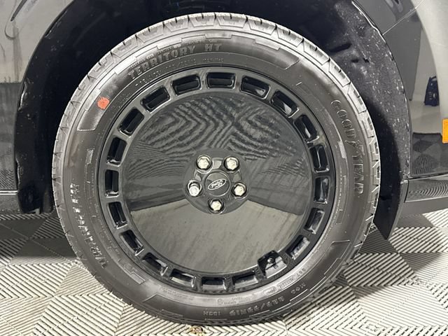 New 2025 Ford Maverick Lobo AWD/4WD image 13