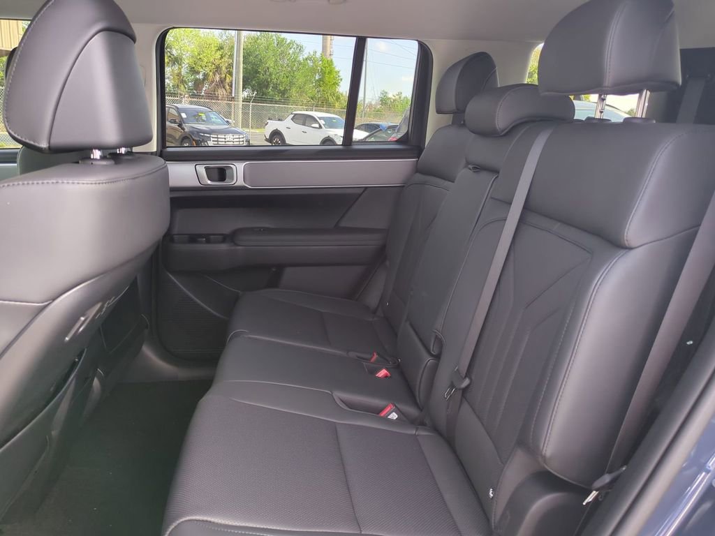 New 2026 Hyundai Santa Fe SEL image 17