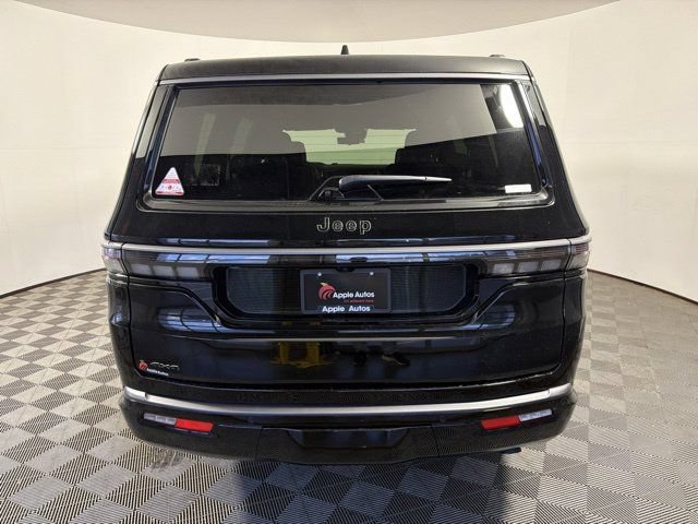New 2026 Jeep Grand Wagoneer Summit AWD/4WD image 8