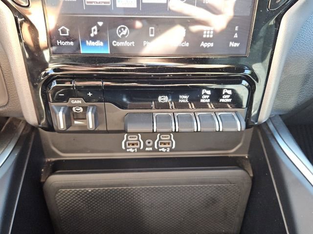Used 2025 RAM 2500 Big Horn AWD/4WD image 19