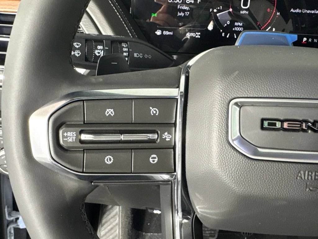 New 2026 GMC Yukon XL Denali w/ Denali Reserve Package AWD/4WD image 11