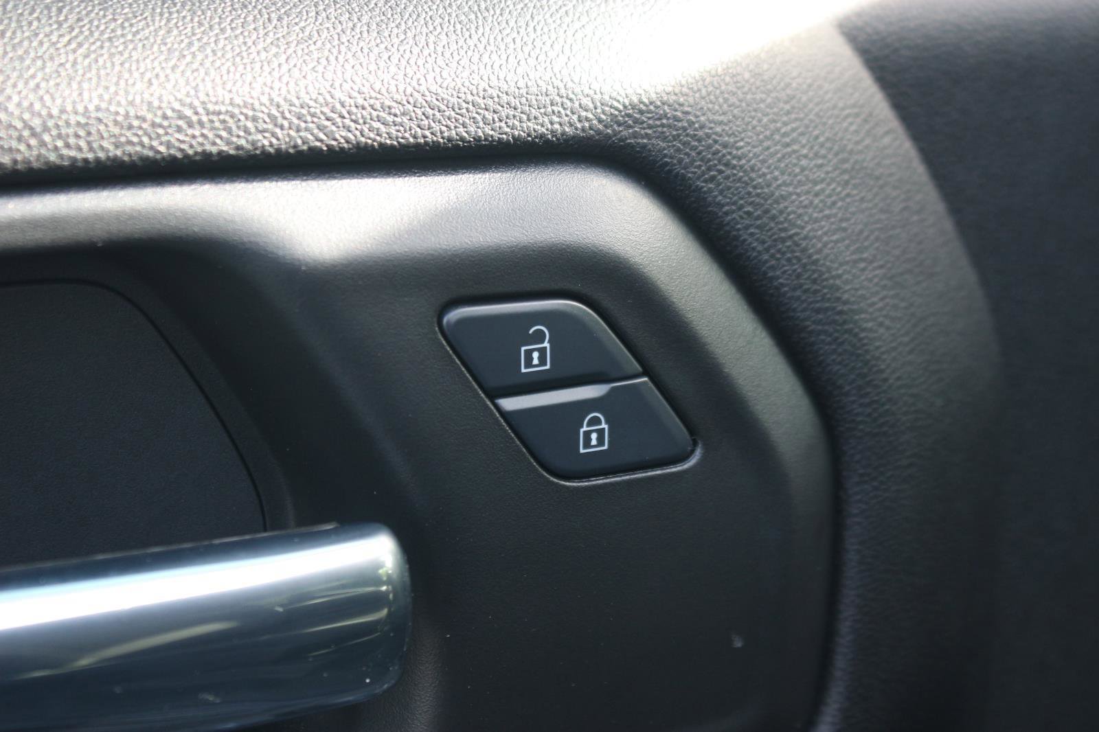 Used 2024 GMC Sierra 2500 Pro AWD/4WD image 15