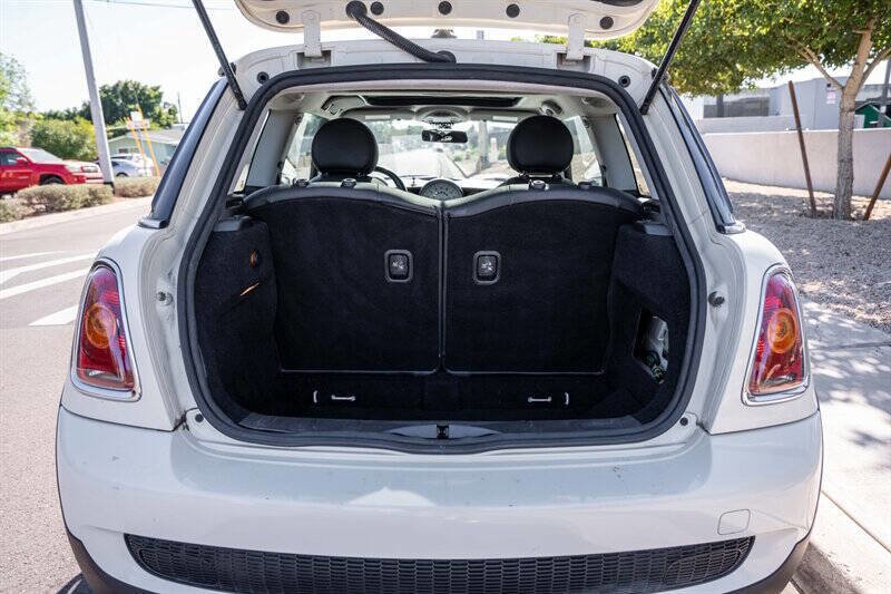 Used 2010 MINI Cooper S image 19