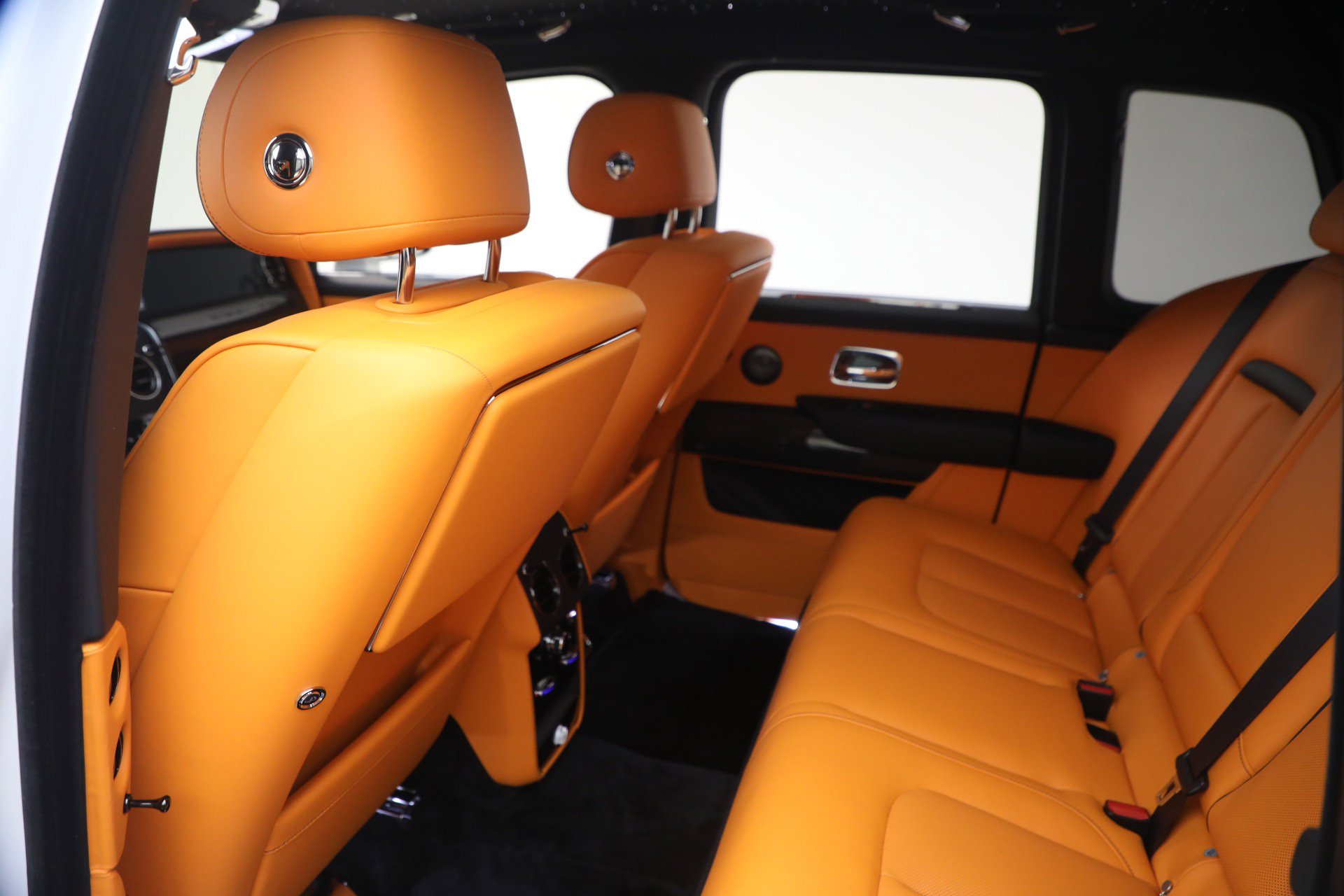 New 2026 Rolls-Royce Cullinan Black Badge image 26