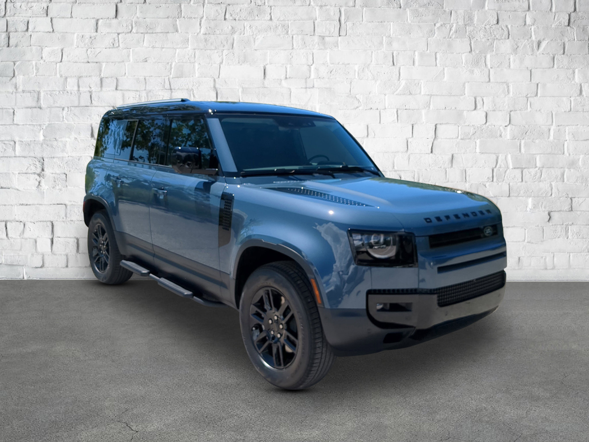 New 2026 Land Rover Defender 110 S image 8