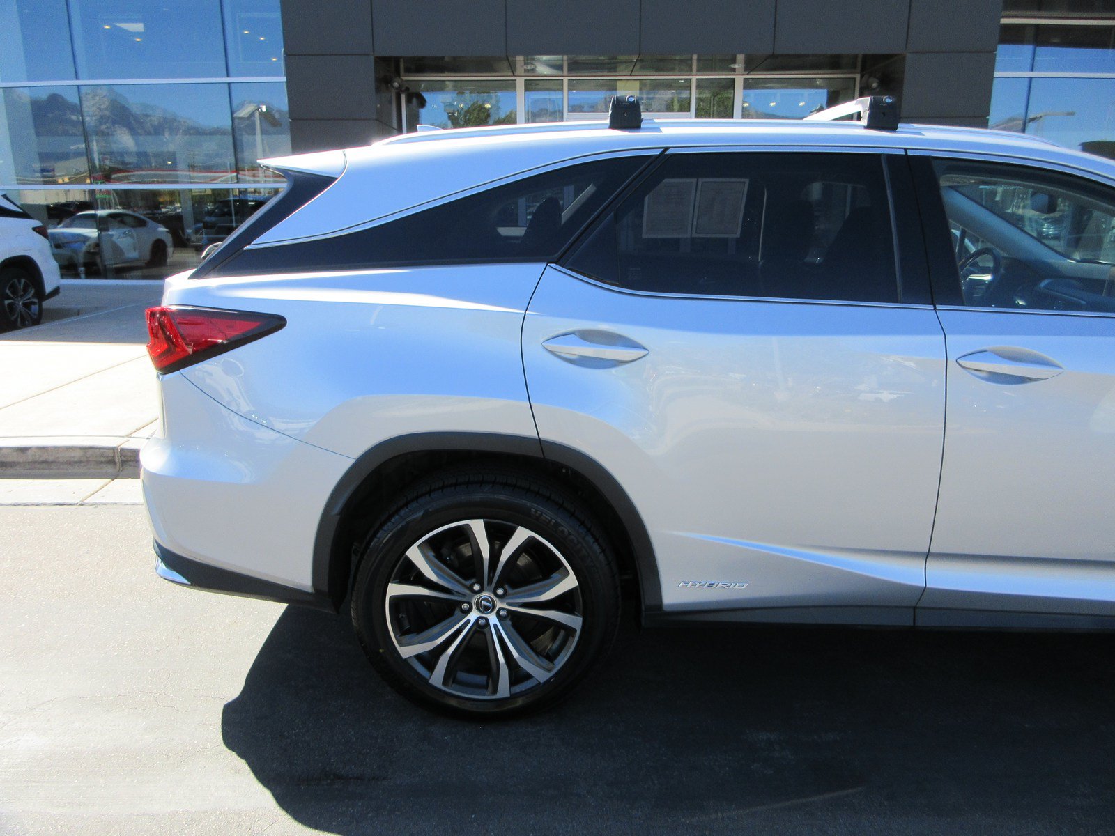 Used 2019 Lexus RX 450hL Premium w/ Premium Package AWD/4WD image 10