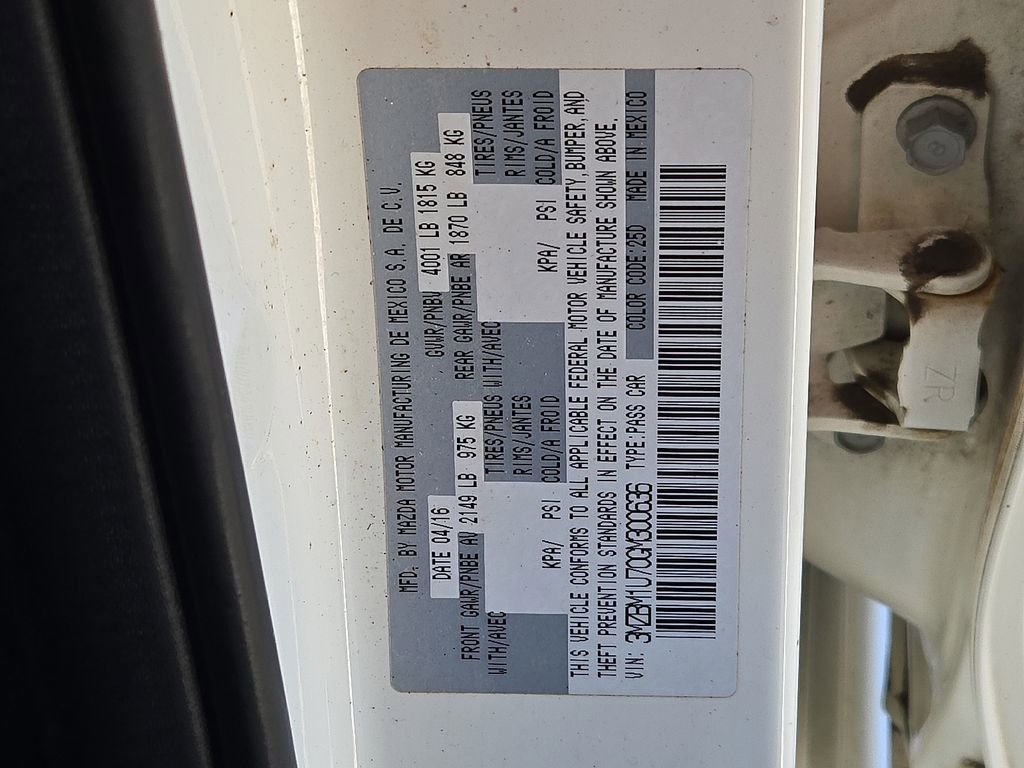 Used 2016 MAZDA MAZDA3 i Sport w/ Preferred Equipment Package image 27