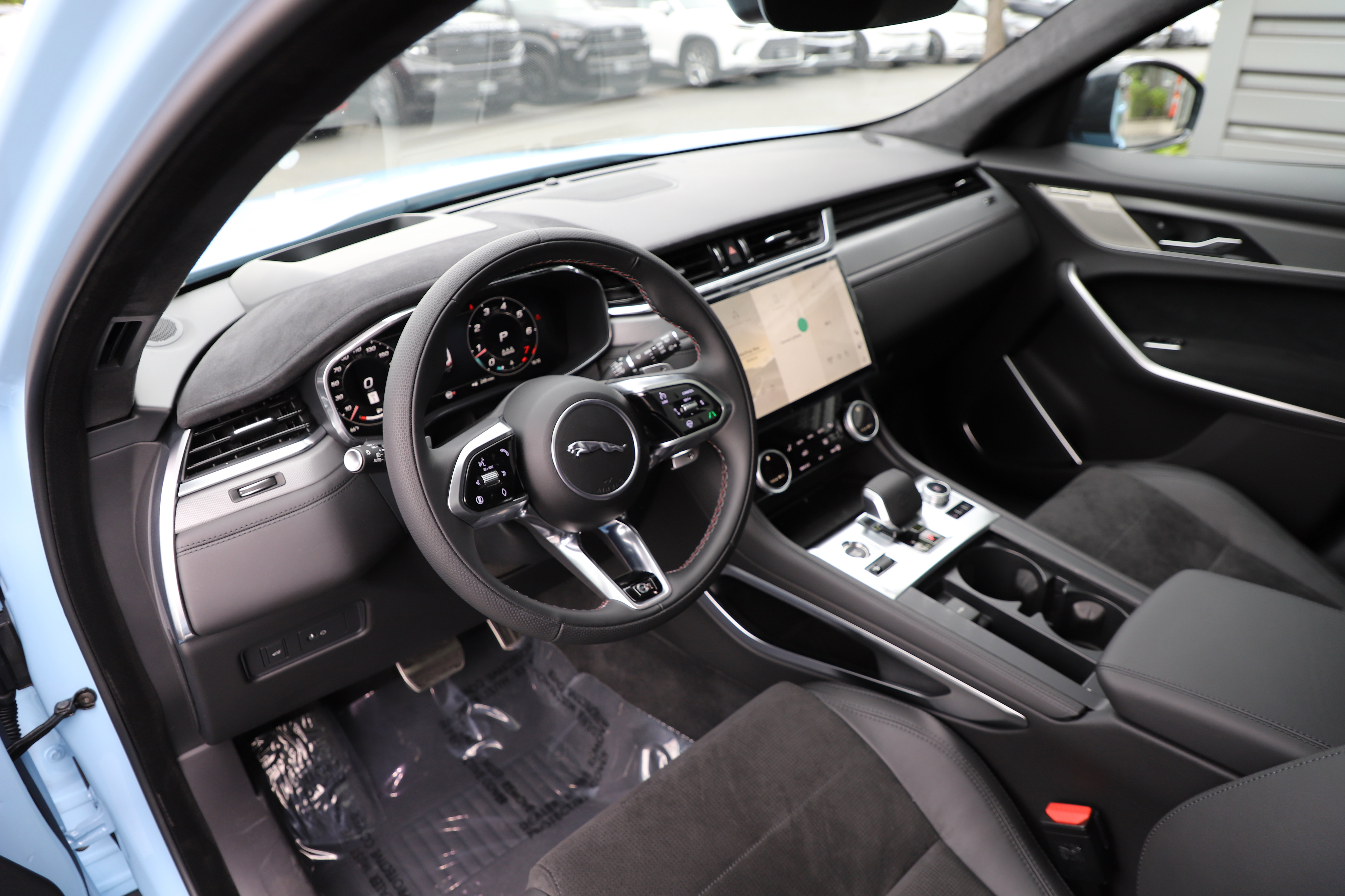 New 2026 Jaguar F-PACE SVR AWD/4WD image 17