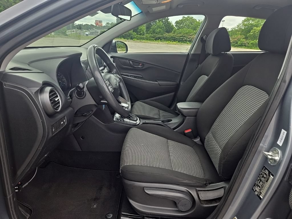Used 2020 Hyundai Kona SE FWD image 14