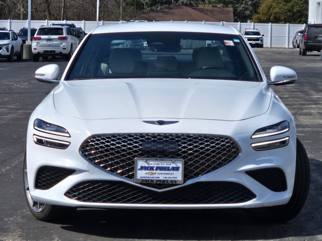 Used 2025 Genesis G70 2.5T image 4