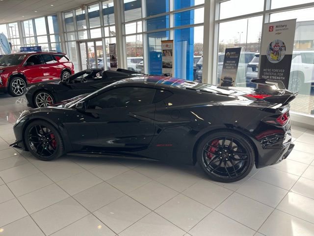 Used 2025 Chevrolet Corvette Z06 image 7