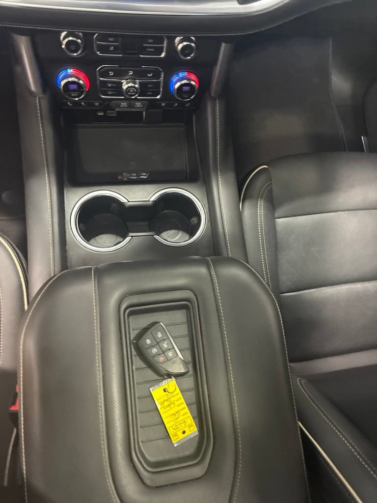 Used 2021 GMC Yukon SLT w/ SLT Premium Package AWD/4WD image 21
